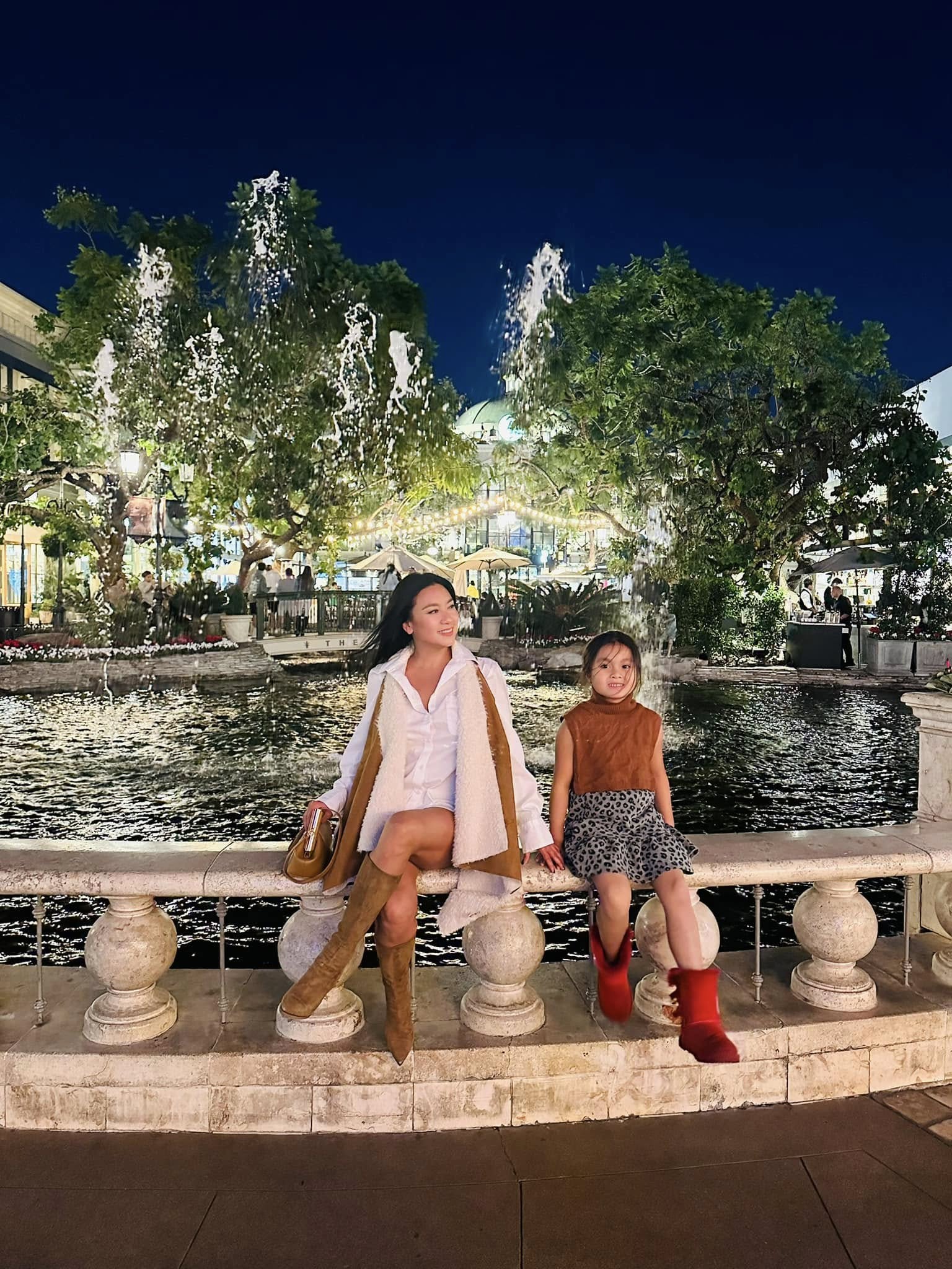Người tình duy nhất Lý Hùng công khai: Mỹ nhân đẹp nức tiếng một thời, U50 không dám quay lại showbiz- Ảnh 2. Người tình duy nhất Lý Hùng công khai: Mỹ nhân đẹp nức tiếng một thời, U50 không dám quay lại showbiz- Ảnh 2.