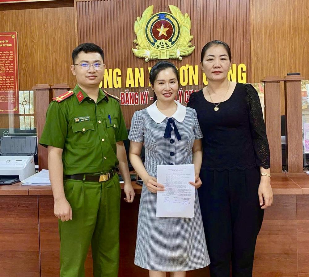 Bất ngờ nhận 400 triệu đồng trong tài khoản, 2 năm sau lại có 1,5 tỷ chuyển vào, người phụ nữ Hà Tĩnh đến trình báo công an- Ảnh 1. Bất ngờ nhận 400 triệu đồng trong tài khoản, 2 năm sau lại có 1,5 tỷ chuyển vào, người phụ nữ Hà Tĩnh đến trình báo công an- Ảnh 1.