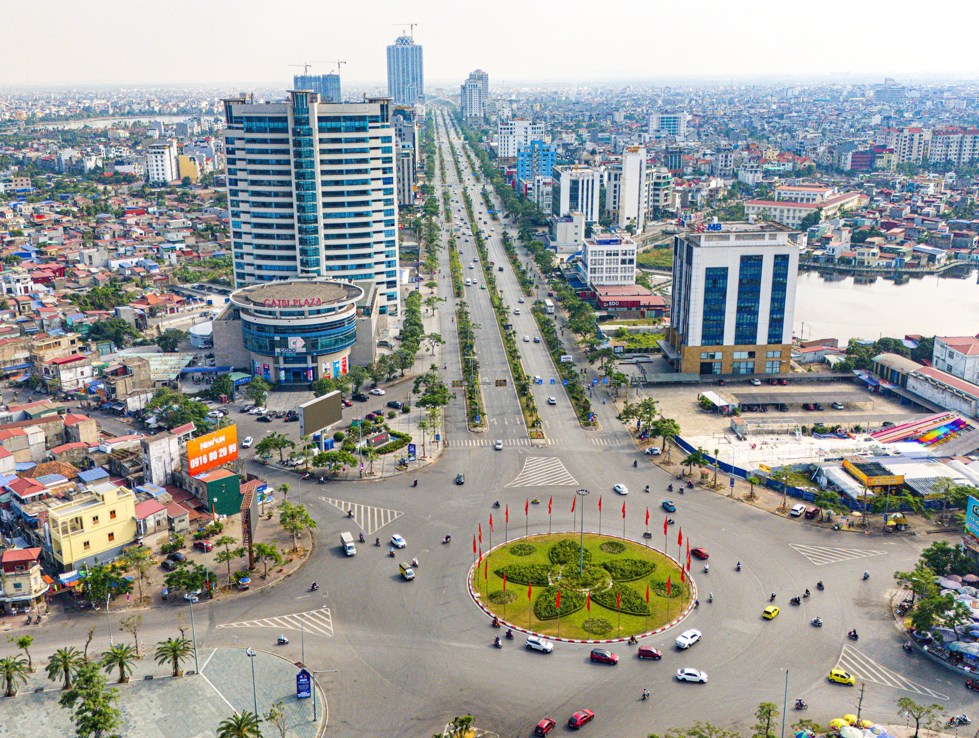 Hải Phòng chuẩn bị thu hồi đất của hơn 2.700 hộ dân để triển khai siêu dự án 200.000 tỷ đồng kết nối với Thủ đô và loạt tỉnh phía Bắc- Ảnh 1. Hải Phòng chuẩn bị thu hồi đất của hơn 2.700 hộ dân để triển khai siêu dự án 200.000 tỷ đồng kết nối với Thủ đô và loạt tỉnh phía Bắc- Ảnh 1.