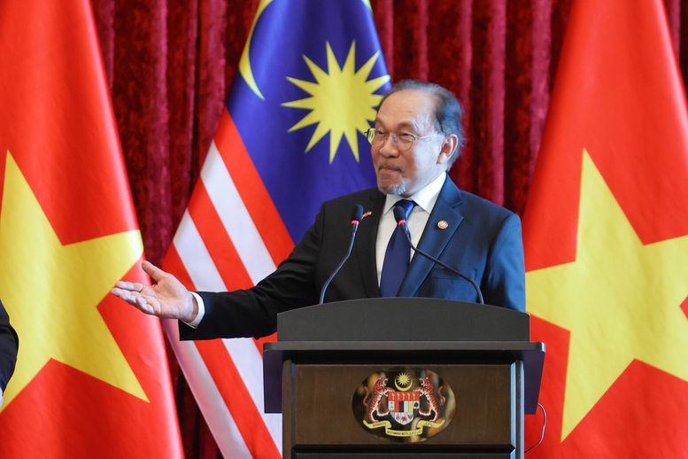 Thủ tướng Malaysia: Việt Nam đang trải qua những bước tiến lịch sử về kinh tế- Ảnh 4. Thủ tướng Malaysia: Việt Nam đang trải qua những bước tiến lịch sử về kinh tế- Ảnh 4.