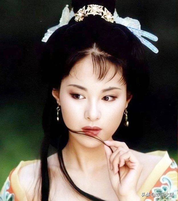 "Tình nhân trong mộng" của bao đấng mày râu, từng phải đổi tên vì Triệu Vy, hiện ra sao?- Ảnh 1.