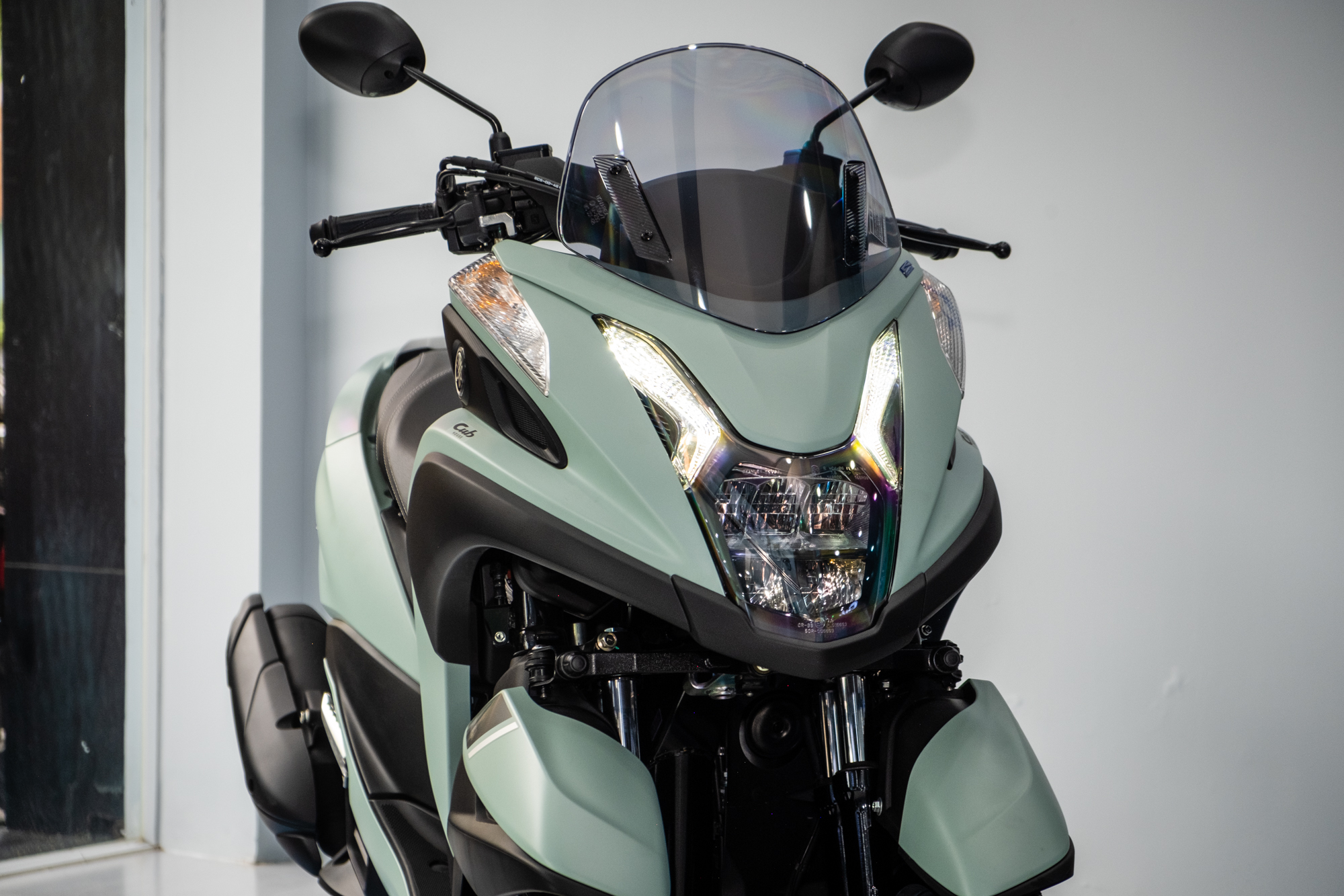 Yamaha Tricity 155 về Việt Nam: Bánh kép phía trước cho người người thích 'độc lạ', giá quy đổi từ 103 triệu đồng- Ảnh 6. Yamaha Tricity 155 về Việt Nam: Bánh kép phía trước cho người người thích 'độc lạ', giá quy đổi từ 103 triệu đồng- Ảnh 6.