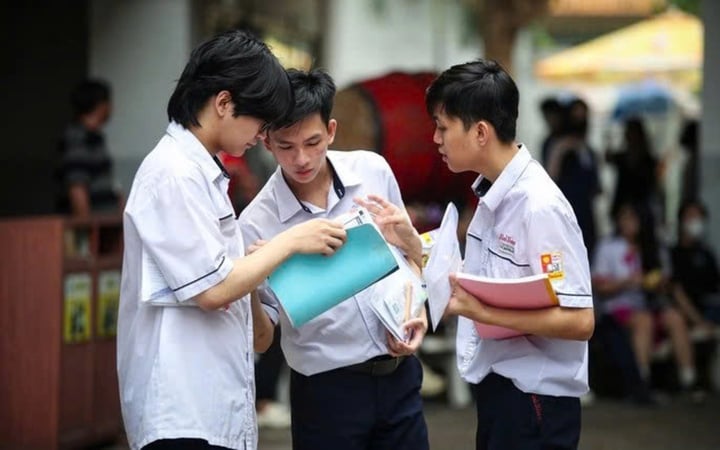 Để không thất nghiệp trong 10 năm tới, thí sinh nên lựa chọn ngành học nào?- Ảnh 1.