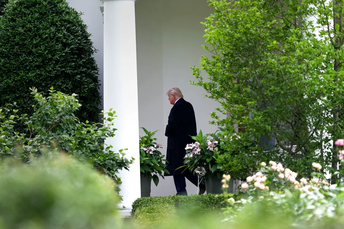 CNN: Bắc Kinh thấy 1 "chiến thắng" trong thỏa thuận với Mỹ - Chuyên gia nói "Trung Quốc đã làm rất xuất sắc"- Ảnh 2. CNN: Bắc Kinh thấy 1 "chiến thắng" trong thỏa thuận với Mỹ - Chuyên gia nói "Trung Quốc đã làm rất xuất sắc"- Ảnh 2.