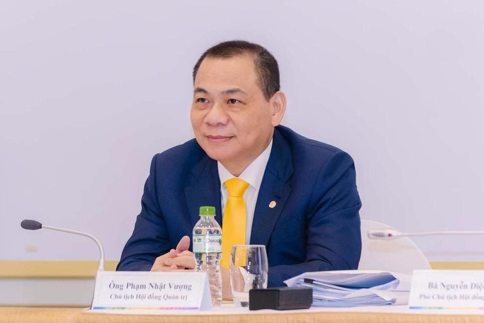 Dự án điện gió của ông Phạm Nhật Vượng tại siêu đô thị lấn biển có diễn biến mới, chi 4,5 tỷ USD làm gì?- Ảnh 1. Dự án điện gió của ông Phạm Nhật Vượng tại siêu đô thị lấn biển có diễn biến mới, chi 4,5 tỷ USD làm gì?- Ảnh 1.
