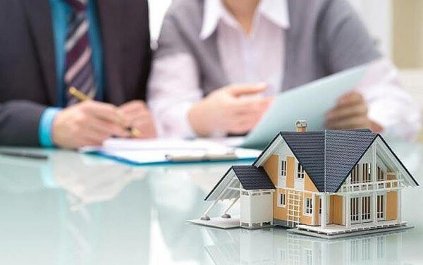 Tịch thu 4.600 tỷ đồng tiền mặt giấu trong tường, trần nhà của căn biệt thự thuộc sở hữu của 1 CEO công nghệ- Ảnh 1.
