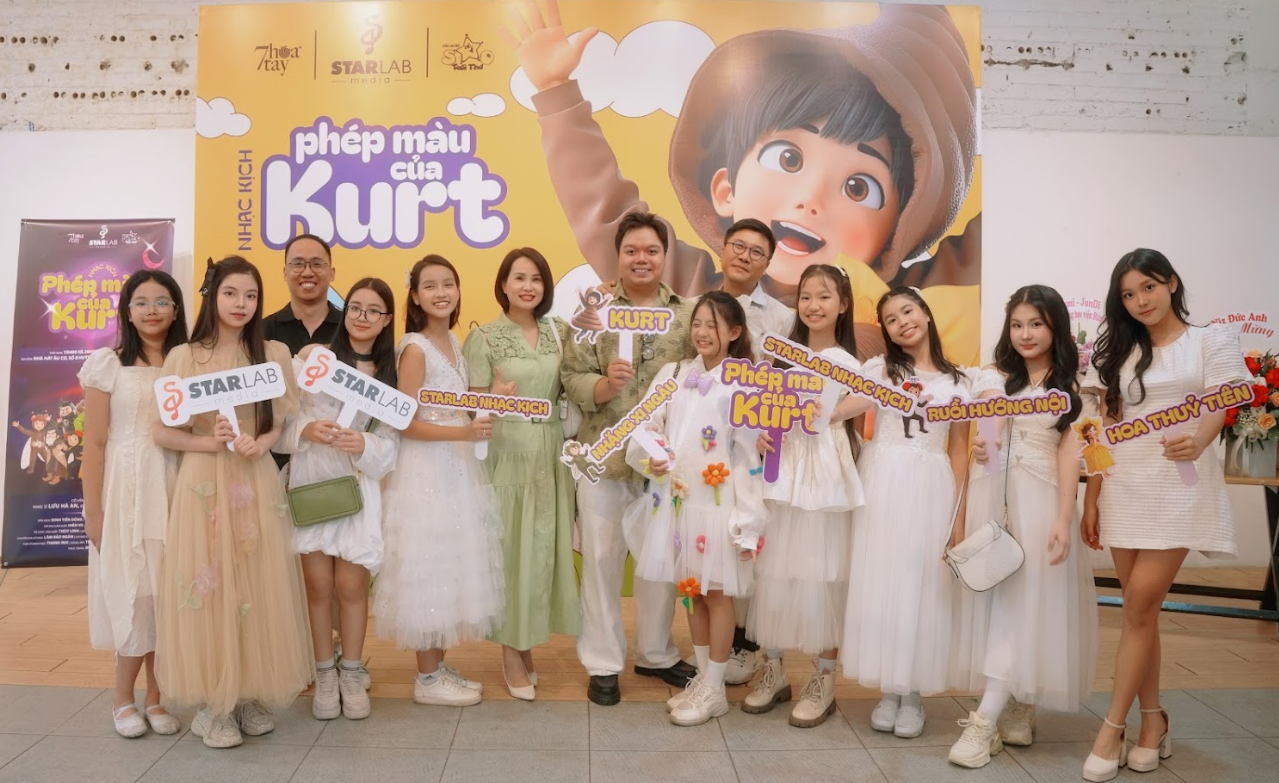 Con trai duy nhất của MC Lại Văn Sâm kết hợp với “Giáo sư Xoay” Đinh Tiến Dũng: "Tôi nhận lời ngay"- Ảnh 1. Con trai duy nhất của MC Lại Văn Sâm kết hợp với “Giáo sư Xoay” Đinh Tiến Dũng: "Tôi nhận lời ngay"- Ảnh 1.