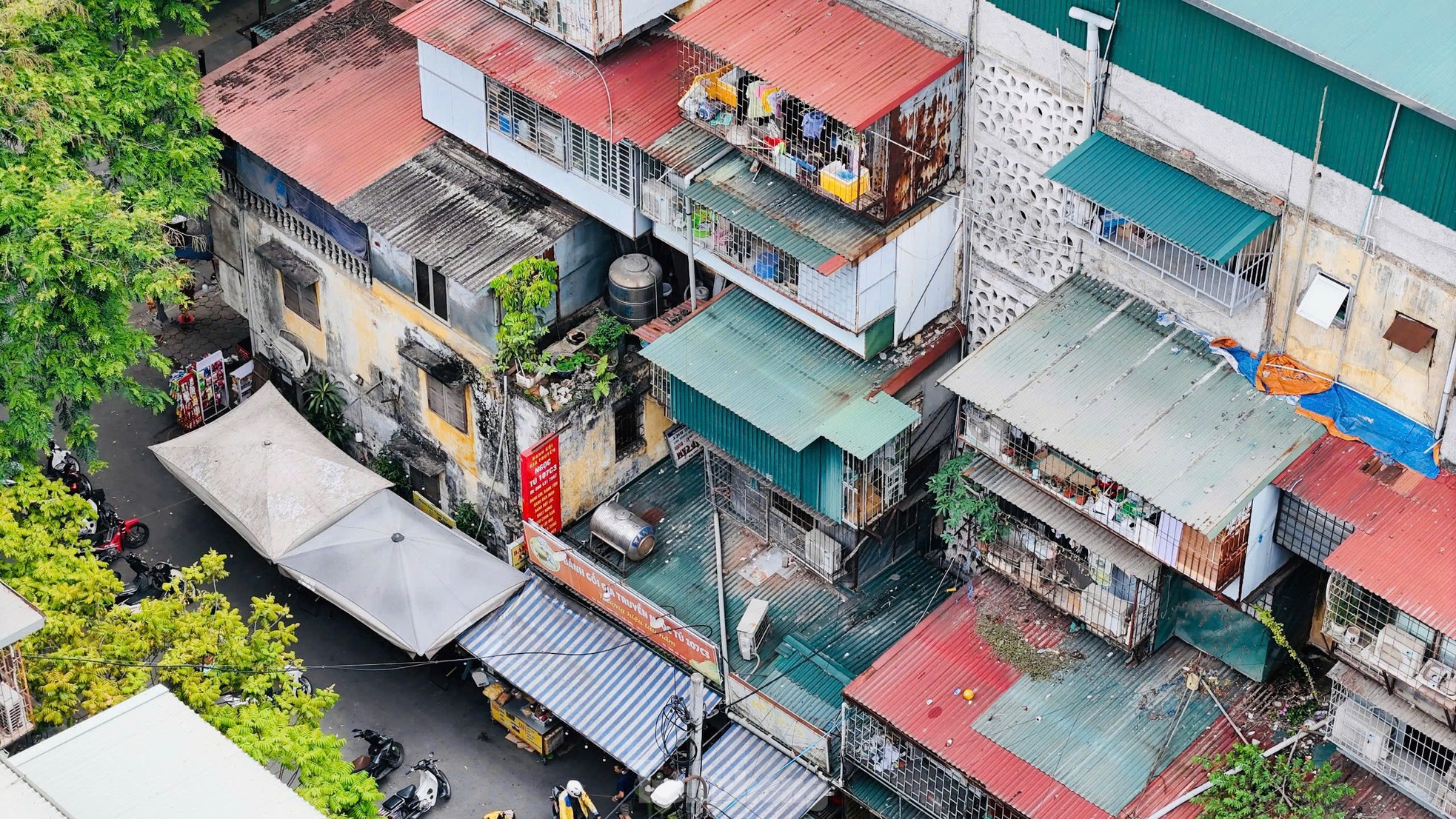 Hiện trạng 2 khu tập thể cũ ở Hà Nội dự kiến cải tạo thành cao ốc từ 40 tầng- Ảnh 4. Hiện trạng 2 khu tập thể cũ ở Hà Nội dự kiến cải tạo thành cao ốc từ 40 tầng- Ảnh 4.