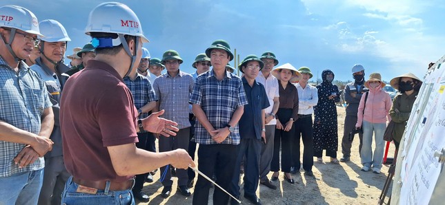 Dự án cảng biển gần 15.000 tỷ đồng ì ạch hơn 6 năm- Ảnh 2. Dự án cảng biển gần 15.000 tỷ đồng ì ạch hơn 6 năm- Ảnh 2.