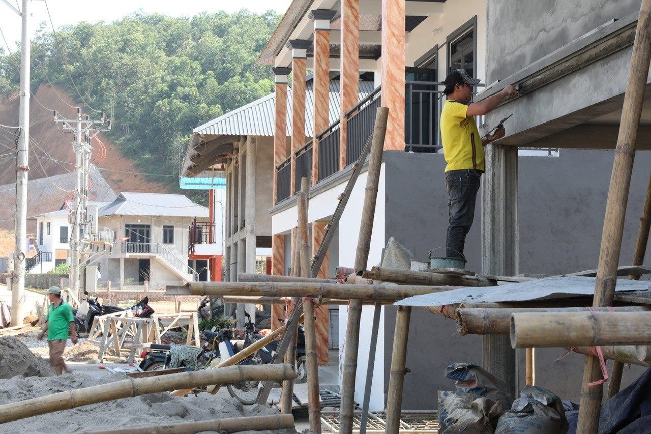 Khu tái định cư như khu du lịch sinh thái trên đồi cao- Ảnh 3. Khu tái định cư như khu du lịch sinh thái trên đồi cao- Ảnh 3.