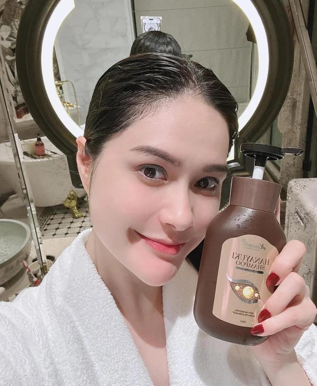 Đoàn Di Băng quảng cáo sản phẩm vừa bị thu hồi là mặt nạ tế bào gốc, đắp 10 phút giảm ngay 80% vết thương- Ảnh 2. Đoàn Di Băng quảng cáo sản phẩm vừa bị thu hồi là mặt nạ tế bào gốc, đắp 10 phút giảm ngay 80% vết thương- Ảnh 2.
