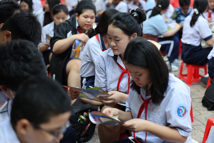 Thi lớp 10: Hướng dẫn ôn tập, làm bài thi môn toán- Ảnh 1. Thi lớp 10: Hướng dẫn ôn tập, làm bài thi môn toán- Ảnh 1.