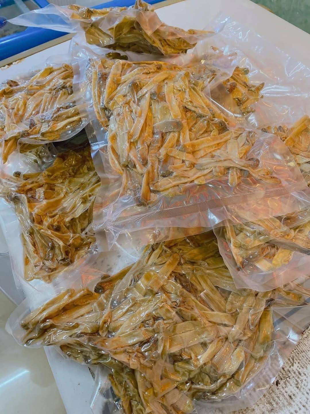 Có những người vượt hàng trăm cây số đến Quảng Ninh chỉ để ăn 3 món đặc sản này: Nhiều nơi khác cũng có nhưng không đâu ngon bằng!- Ảnh 6. Có những người vượt hàng trăm cây số đến Quảng Ninh chỉ để ăn 3 món đặc sản này: Nhiều nơi khác cũng có nhưng không đâu ngon bằng!- Ảnh 6.