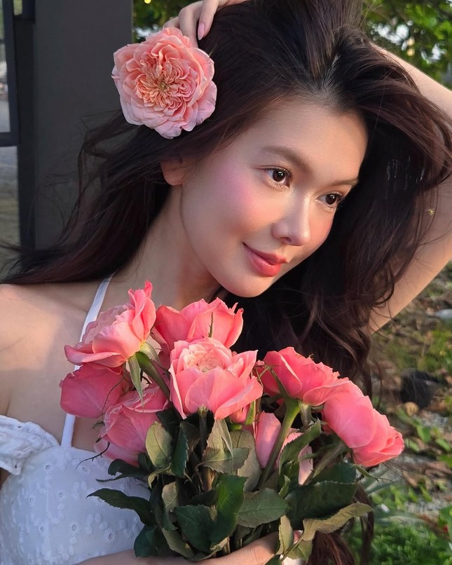 Nàng thơ nhảy cùng Soobin được dân mạng khen ‘khí chất công chúa’ là ai?- Ảnh 4. Nàng thơ nhảy cùng Soobin được dân mạng khen ‘khí chất công chúa’ là ai?- Ảnh 4.