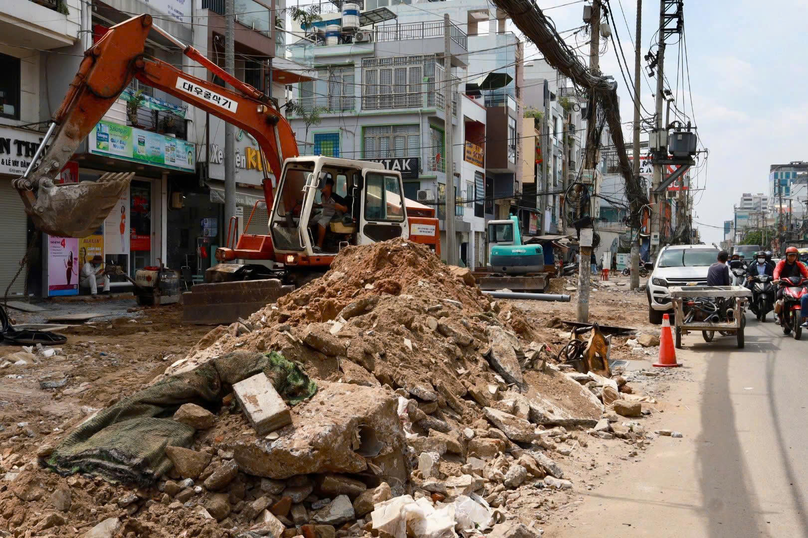 Đồng Nai chuẩn bị thu hồi đất của hơn 2.700 hộ dân để thi công hàng loạt dự án hạ tầng trọng điểm, giúp tăng cường kết nối với TP.HCM và các tỉnh xung quanh- Ảnh 1. Đồng Nai chuẩn bị thu hồi đất của hơn 2.700 hộ dân để thi công hàng loạt dự án hạ tầng trọng điểm, giúp tăng cường kết nối với TP.HCM và các tỉnh xung quanh- Ảnh 1.