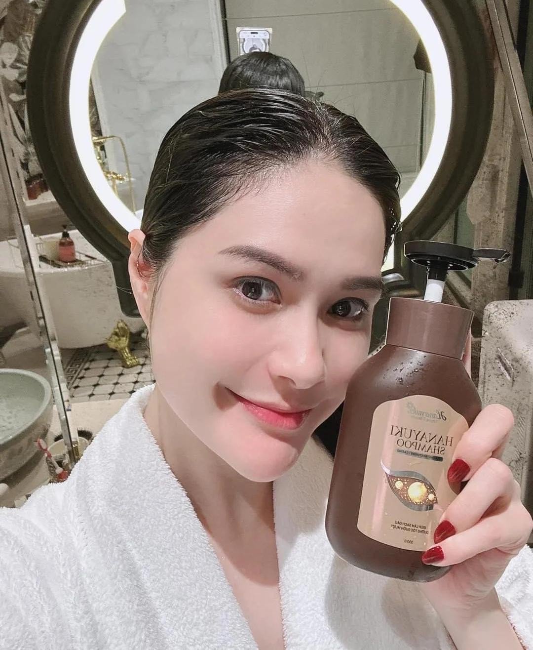 Cách hoàn tiền loạt sản phẩm bị thu hồi của Đoàn Di Băng: Không có hướng dẫn công khai, rối như tơ vò!- Ảnh 4. Cách hoàn tiền loạt sản phẩm bị thu hồi của Đoàn Di Băng: Không có hướng dẫn công khai, rối như tơ vò!- Ảnh 4.