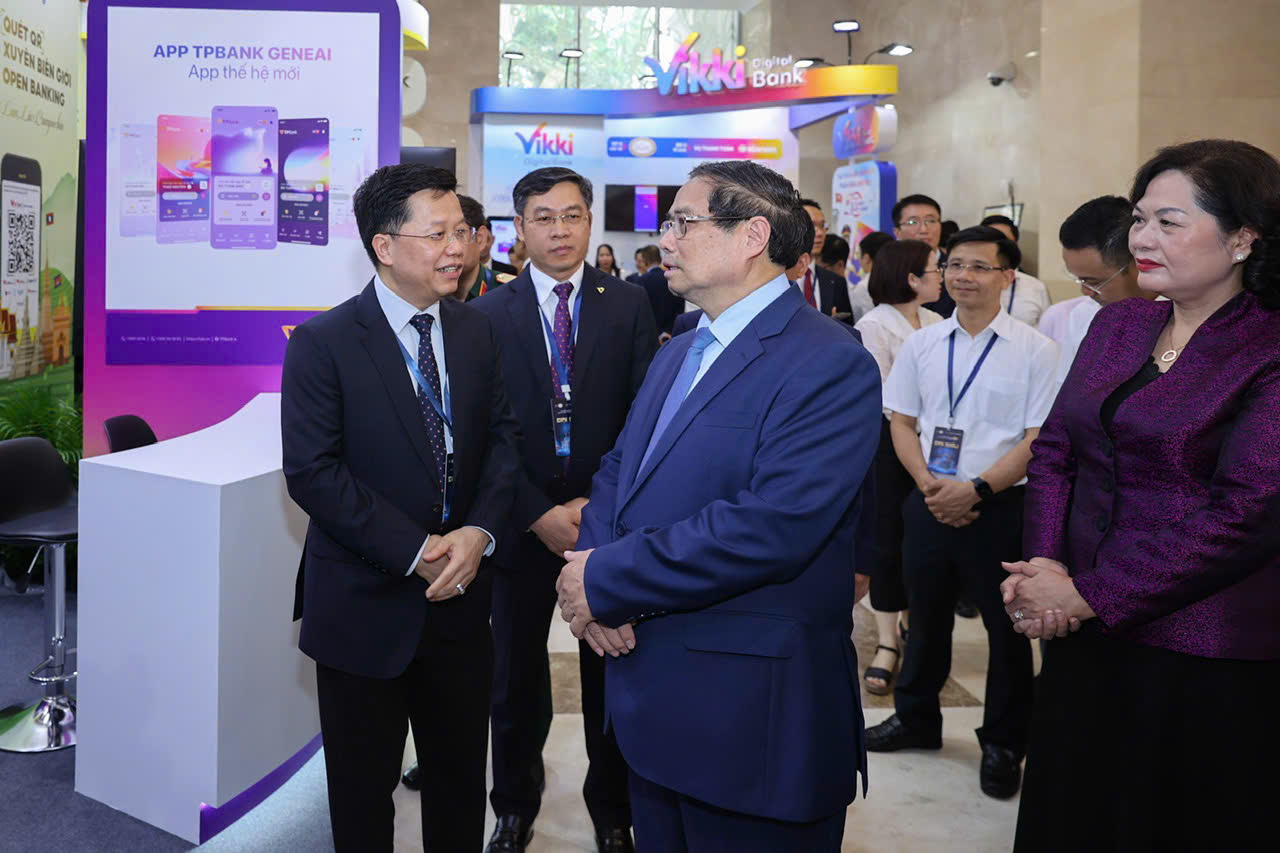Paste to Pay và Thanh toán không chạm gây ấn tượng tại Ngày Chuyển đổi số ngành Ngân hàng 2025- Ảnh 3. Paste to Pay và Thanh toán không chạm gây ấn tượng tại Ngày Chuyển đổi số ngành Ngân hàng 2025- Ảnh 3.