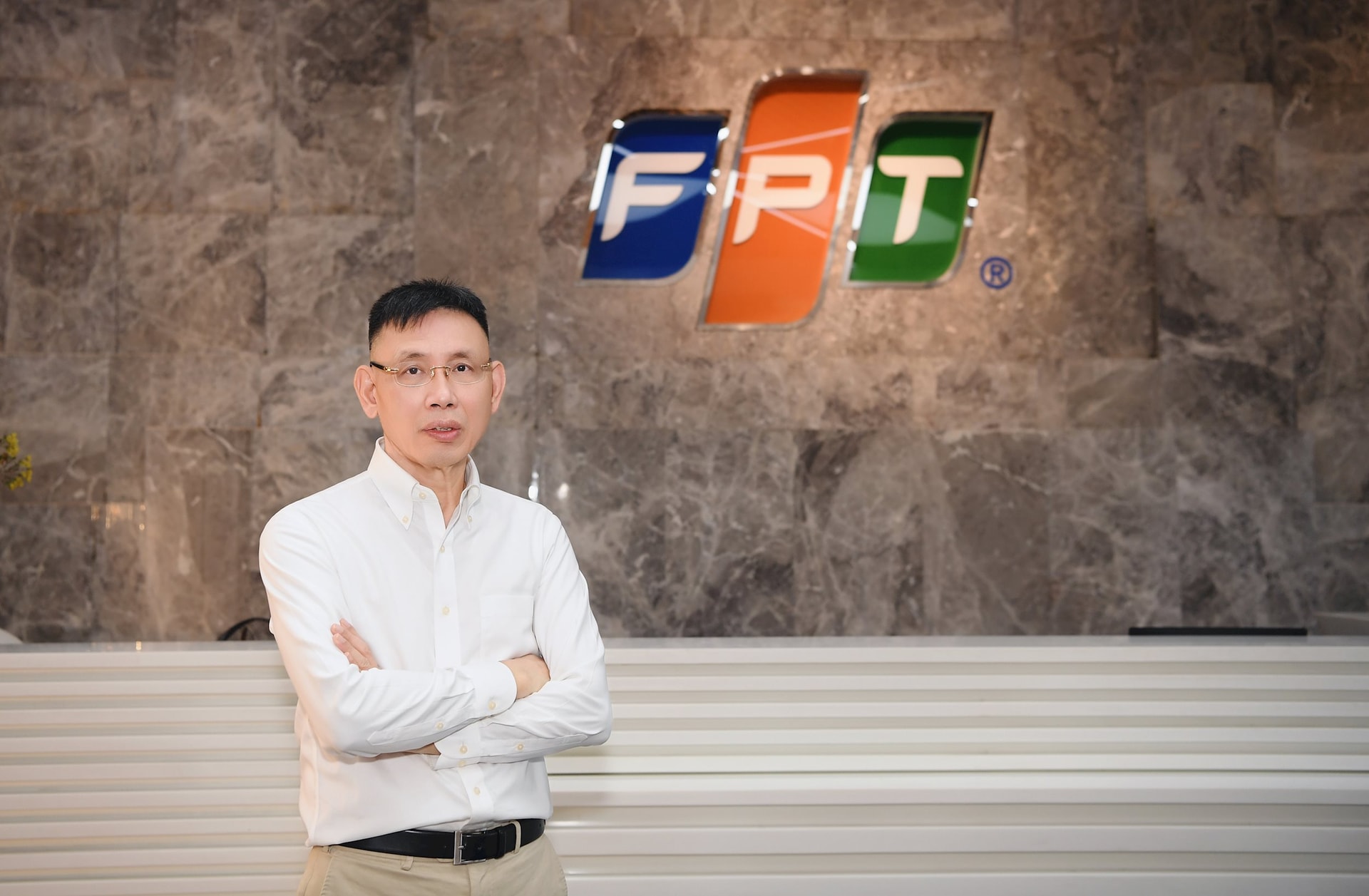 "Bố già" NVIDIA giữ vững ngai vàng AI: Ngoài Mỹ, Trung Quốc còn một "gã nhà giàu" khác dốc tiền tìm cách mua chip- Ảnh 1. "Bố già" NVIDIA giữ vững ngai vàng AI: Ngoài Mỹ, Trung Quốc còn một "gã nhà giàu" khác dốc tiền tìm cách mua chip- Ảnh 1.