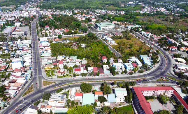 Bình Dương điều chỉnh quy hoạch, sẽ có nhiều ‘siêu dự án’ phía Bắc- Ảnh 1. Bình Dương điều chỉnh quy hoạch, sẽ có nhiều ‘siêu dự án’ phía Bắc- Ảnh 1.