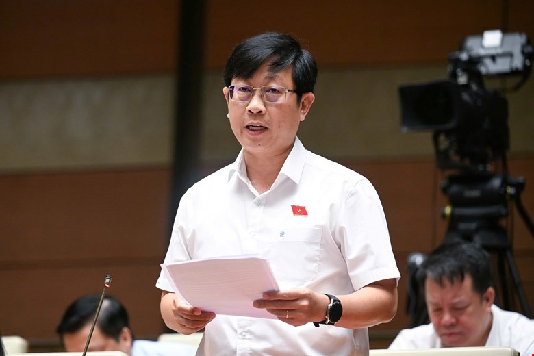 Thống đốc Nguyễn Thị Hồng: Cho vay đặc biệt lãi 0% khi ngân hàng bị rút tiền hàng loạt- Ảnh 1. Thống đốc Nguyễn Thị Hồng: Cho vay đặc biệt lãi 0% khi ngân hàng bị rút tiền hàng loạt- Ảnh 1.