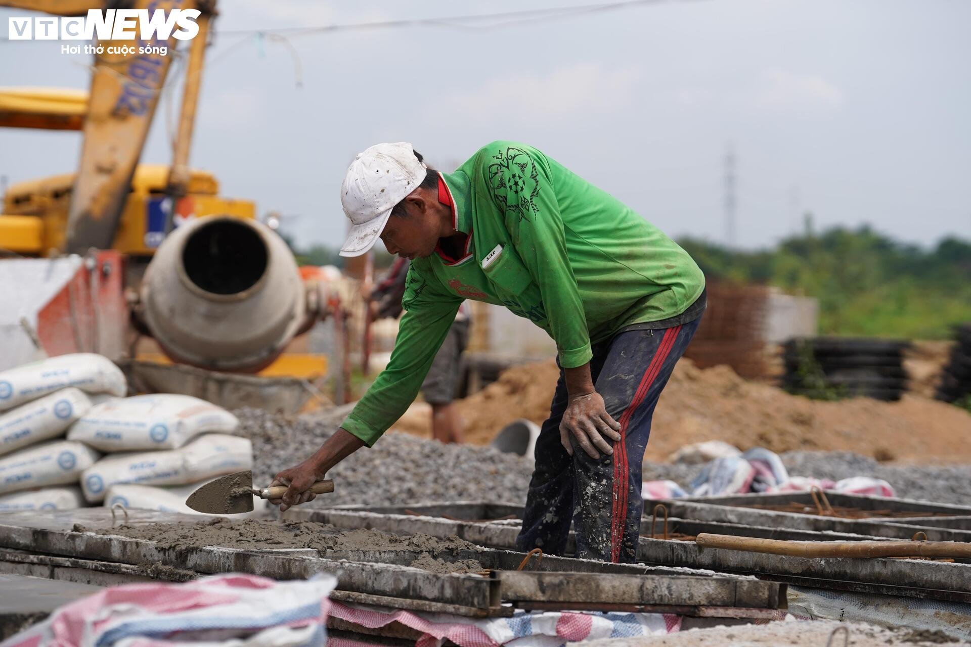 Toàn cảnh dự án trọng điểm Đồng Nai chậm tiến độ do vướng mắc tái định cư- Ảnh 14. Toàn cảnh dự án trọng điểm Đồng Nai chậm tiến độ do vướng mắc tái định cư- Ảnh 14.