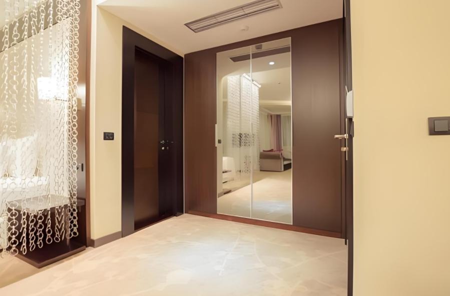 Đồng hồ và gương trong nhà: Đặt sai vị trí là rước họa, đặt đúng thì thuận phong thủy, hút tiền vào như nước- Ảnh 3. Đồng hồ và gương trong nhà: Đặt sai vị trí là rước họa, đặt đúng thì thuận phong thủy, hút tiền vào như nước- Ảnh 3.