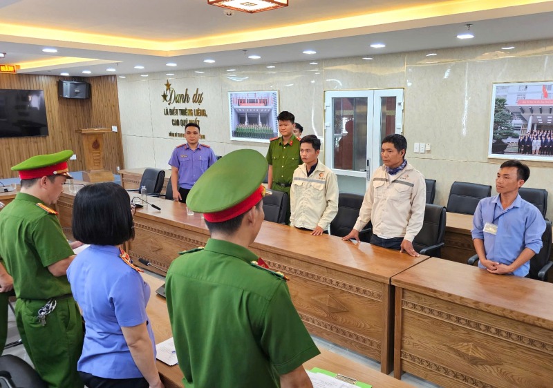 Khởi tố, khám xét chỗ ở Trần Cao Phong- Ảnh 1. Khởi tố, khám xét chỗ ở Trần Cao Phong- Ảnh 1.