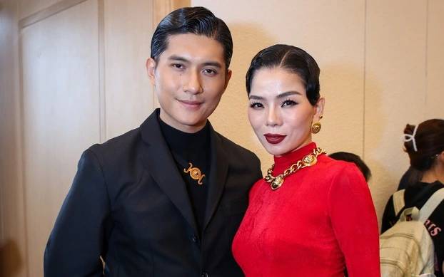 Nam diễn viên Việt quấn quýt bên người phụ nữ hơn 11 tuổi, có 1 con riêng như thuở mới yêu- Ảnh 12. Nam diễn viên Việt quấn quýt bên người phụ nữ hơn 11 tuổi, có 1 con riêng như thuở mới yêu- Ảnh 12.