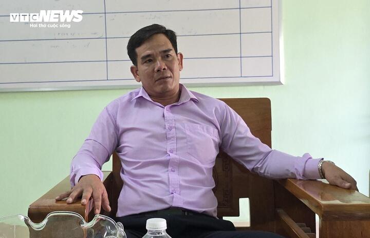 Giá thuê mặt bằng ở chợ đột ngột tăng vọt, hàng trăm tiểu thương điêu đứng- Ảnh 4. Giá thuê mặt bằng ở chợ đột ngột tăng vọt, hàng trăm tiểu thương điêu đứng- Ảnh 4.