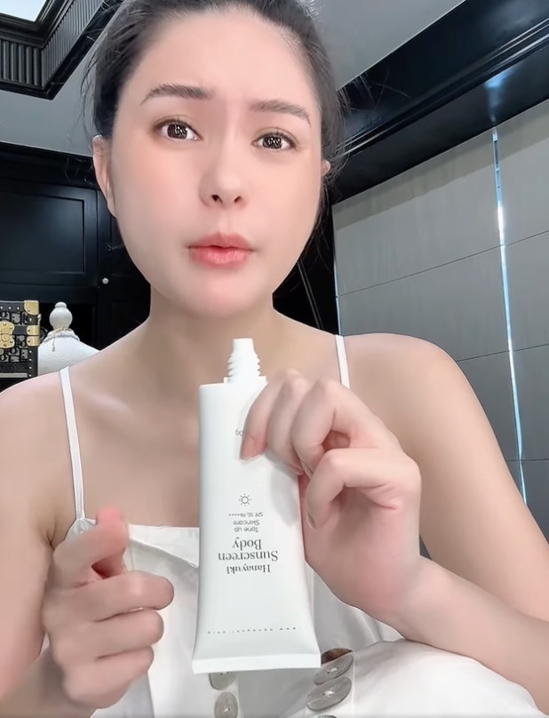Cách hoàn tiền loạt sản phẩm bị thu hồi của Đoàn Di Băng: Không có hướng dẫn công khai, rối như tơ vò!- Ảnh 3. Cách hoàn tiền loạt sản phẩm bị thu hồi của Đoàn Di Băng: Không có hướng dẫn công khai, rối như tơ vò!- Ảnh 3.