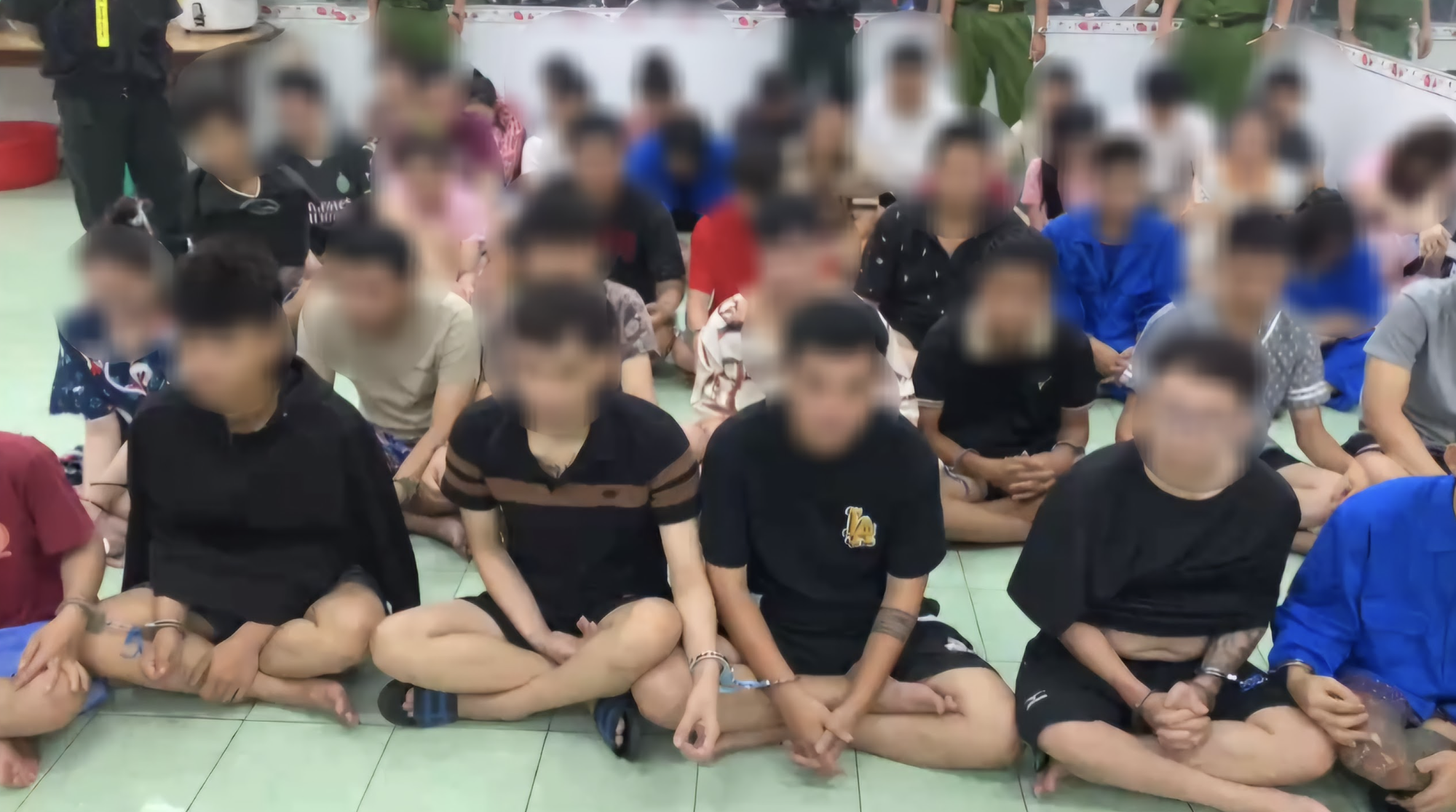 Nhiều "ông trùm" lộ diện trong chuyên án 4 tiếp viên hàng không xách ma túy- Ảnh 1. Nhiều "ông trùm" lộ diện trong chuyên án 4 tiếp viên hàng không xách ma túy- Ảnh 1.