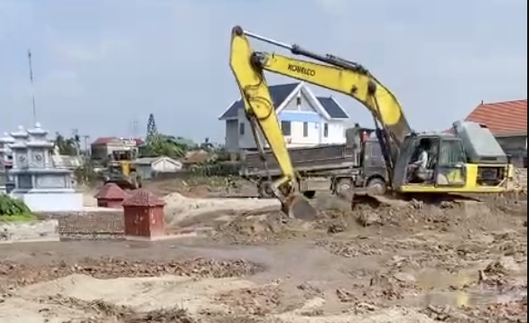 Hà Nội: Sau vụ 2 lãnh đạo cấp xã bị tạm đình chỉ, huyện yêu cầu báo cáo tình trạng vi phạm đất đai- Ảnh 1. Hà Nội: Sau vụ 2 lãnh đạo cấp xã bị tạm đình chỉ, huyện yêu cầu báo cáo tình trạng vi phạm đất đai- Ảnh 1.