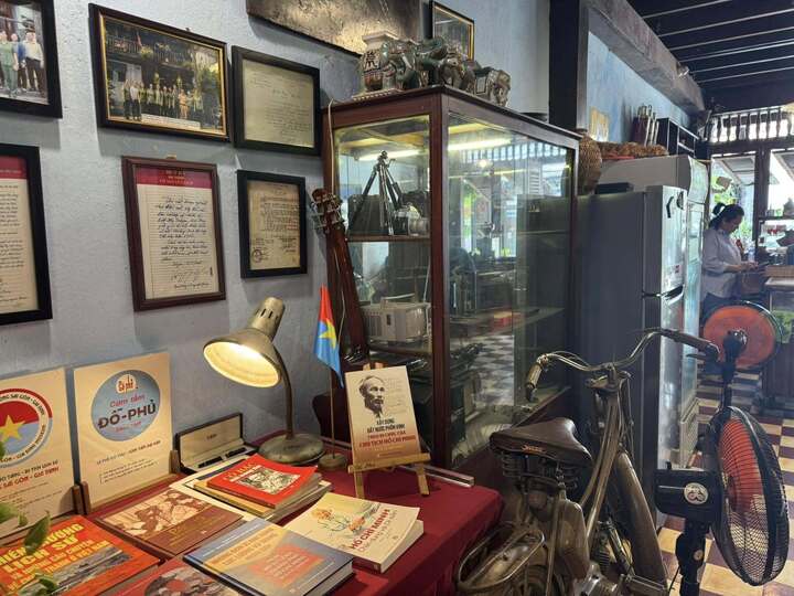 Tour lịch sử bùng nổ, du khách đến TP.HCM đông chưa từng có- Ảnh 1.