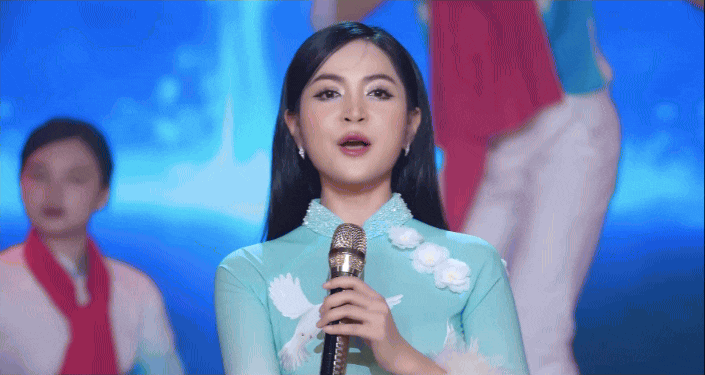 ĐỘC QUYỀN: Nguyễn Duyên Quỳnh lần đầu lên tiếng về ồn ào quanh bài hát hot nhất dịp 30/4, làm rõ mối quan hệ với Võ Hạ Trâm- Ảnh 1. ĐỘC QUYỀN: Nguyễn Duyên Quỳnh lần đầu lên tiếng về ồn ào quanh bài hát hot nhất dịp 30/4, làm rõ mối quan hệ với Võ Hạ Trâm- Ảnh 1.