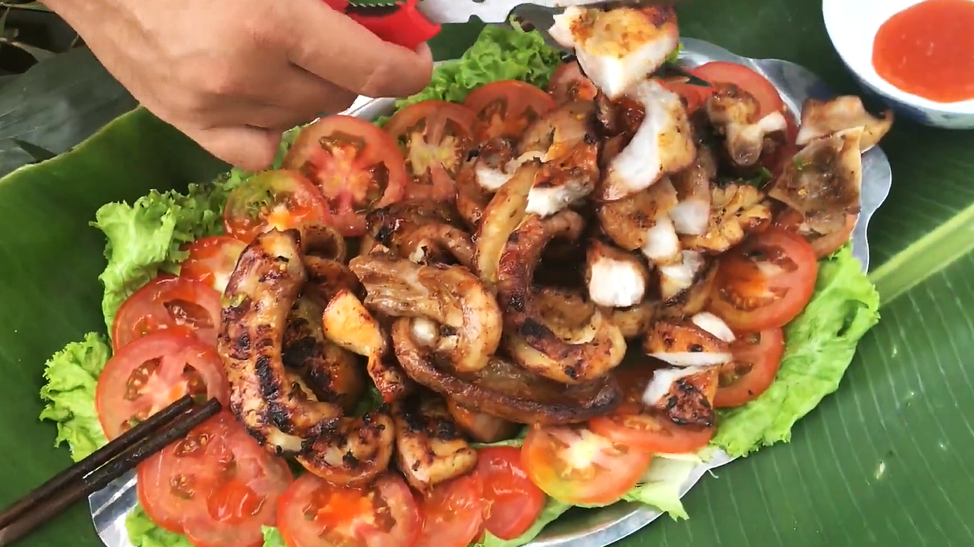 Tưởng ký sinh trùng nhưng đây lại là bộ phận độc lạ ít người biết của cá ngừ, giá cực rẻ mà ăn ngon miễn chê- Ảnh 6. Tưởng ký sinh trùng nhưng đây lại là bộ phận độc lạ ít người biết của cá ngừ, giá cực rẻ mà ăn ngon miễn chê- Ảnh 6.