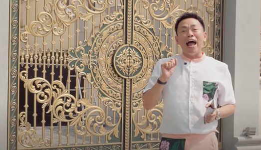 Nam nghệ sĩ ở Mỹ có nhà mặt tiền quận 1 TP.HCM: "Nhà tôi, mọi người chạy qua cũng phải nể"- Ảnh 2. Nam nghệ sĩ ở Mỹ có nhà mặt tiền quận 1 TP.HCM: "Nhà tôi, mọi người chạy qua cũng phải nể"- Ảnh 2.
