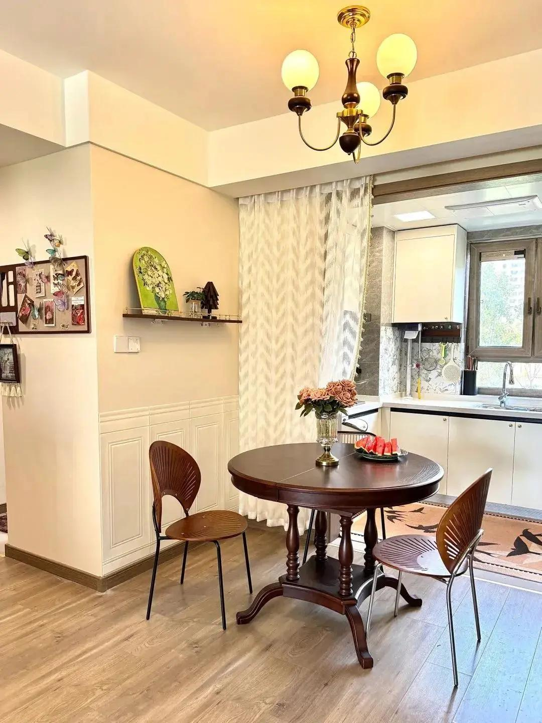 Ngỡ đâu studio nghệ thuật, hóa ra là căn hộ của nữ thiết kế 38 tuổi: Ánh sáng tràn ngập, từng chi tiết đều đẹp- Ảnh 6. Ngỡ đâu studio nghệ thuật, hóa ra là căn hộ của nữ thiết kế 38 tuổi: Ánh sáng tràn ngập, từng chi tiết đều đẹp- Ảnh 6.