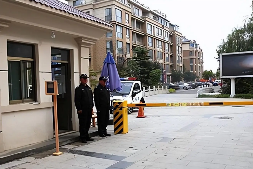 Người đàn ông mua chung cư giá 1,3 tỷ đồng, 2 năm sau dọn đến thì phát hiện nhà có chủ mới, chủ đầu tư tuyên bố: “Tưởng anh không ở nên bán cho người khác”- Ảnh 2. Người đàn ông mua chung cư giá 1,3 tỷ đồng, 2 năm sau dọn đến thì phát hiện nhà có chủ mới, chủ đầu tư tuyên bố: “Tưởng anh không ở nên bán cho người khác”- Ảnh 2.