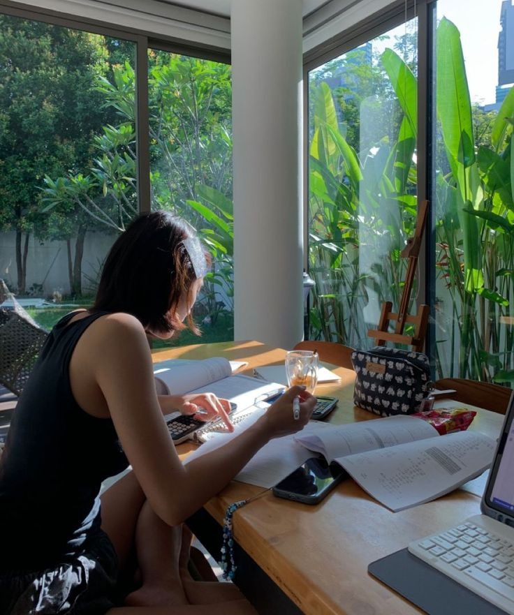 Cái gì cũng giả, chỉ có việc nhiều và lương thấp là thật- Ảnh 2. Cái gì cũng giả, chỉ có việc nhiều và lương thấp là thật- Ảnh 2.