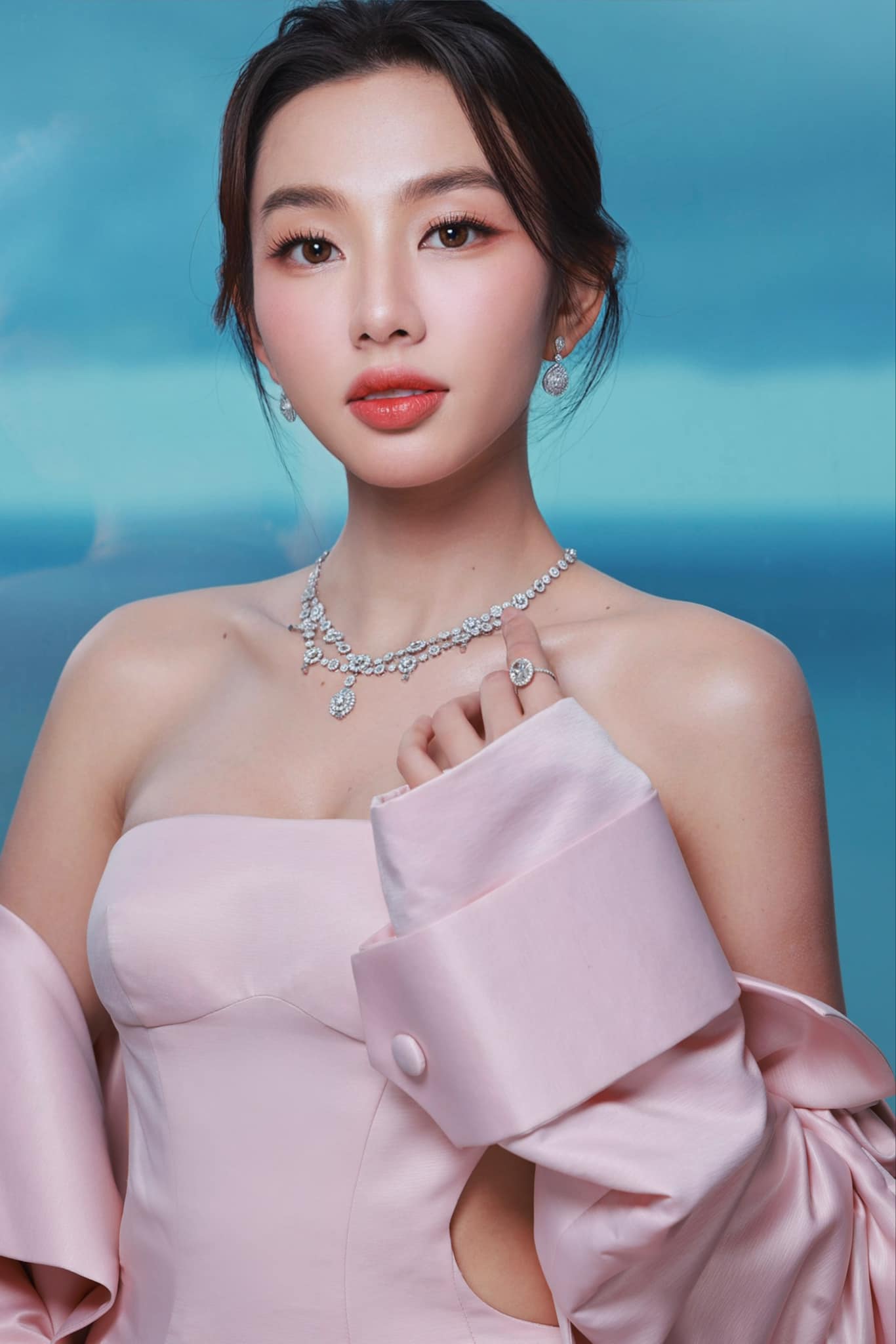 Chi tiết lạ của Thuỳ Tiên sau khi bị công ty quản lý cắt hợp đồng- Ảnh 4. Chi tiết lạ của Thuỳ Tiên sau khi bị công ty quản lý cắt hợp đồng- Ảnh 4.