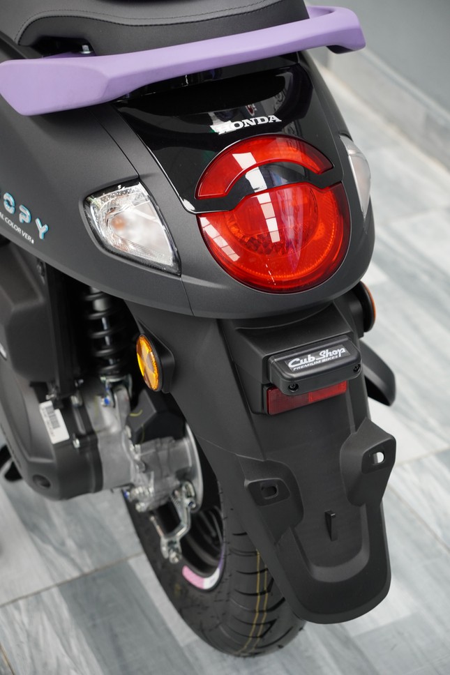 Honda Scoopy bản giới hạn được đưa về Việt Nam- Ảnh 8. Honda Scoopy bản giới hạn được đưa về Việt Nam- Ảnh 8.