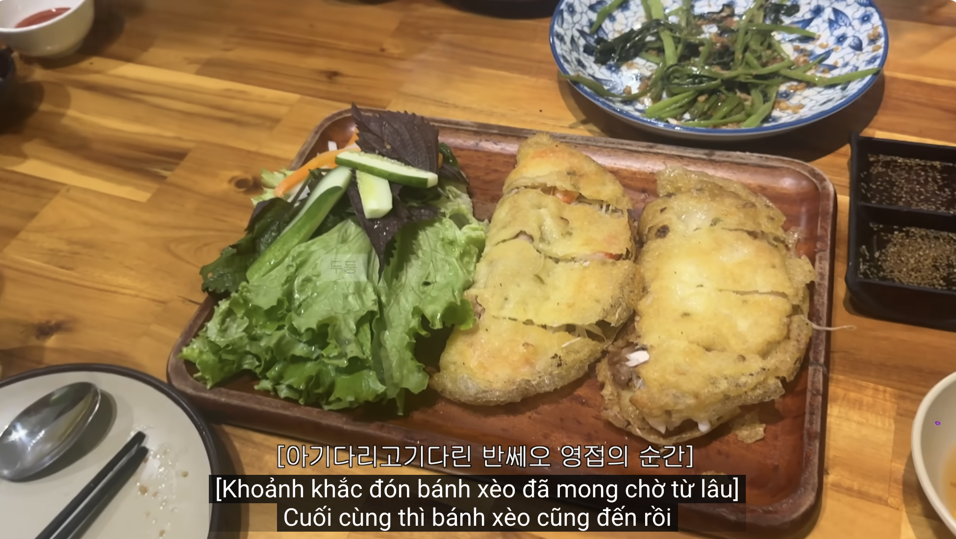 Toàn cảnh món rau 5k Việt Nam từ ruộng đồng vươn tầm quốc tế, được cả Tổng thống Pháp lẫn idol Kpop thưởng thức- Ảnh 2. Toàn cảnh món rau 5k Việt Nam từ ruộng đồng vươn tầm quốc tế, được cả Tổng thống Pháp lẫn idol Kpop thưởng thức- Ảnh 2.