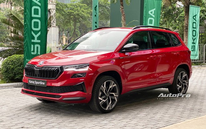 Skoda Karoq 2025 ra mắt Việt Nam: Giá từ hơn 1 tỷ đồng, có bản thể thao, thêm ADAS và nhiều công nghệ khác cạnh tranh CX-5- Ảnh 4. Skoda Karoq 2025 ra mắt Việt Nam: Giá từ hơn 1 tỷ đồng, có bản thể thao, thêm ADAS và nhiều công nghệ khác cạnh tranh CX-5- Ảnh 4.