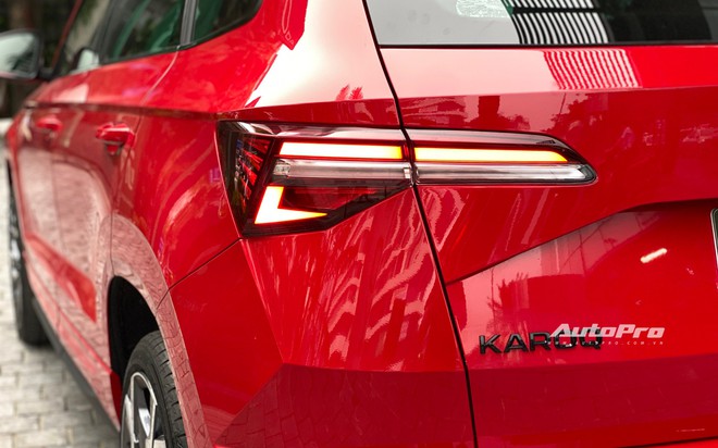 Skoda Karoq 2025 ra mắt Việt Nam: Giá từ hơn 1 tỷ đồng, có bản thể thao, thêm ADAS và nhiều công nghệ khác cạnh tranh CX-5- Ảnh 13. Skoda Karoq 2025 ra mắt Việt Nam: Giá từ hơn 1 tỷ đồng, có bản thể thao, thêm ADAS và nhiều công nghệ khác cạnh tranh CX-5- Ảnh 13.