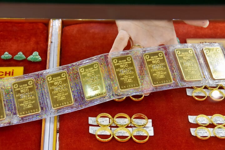 SJC làm ăn ra sao trong hơn 10 năm độc quyền vàng miếng?- Ảnh 1. SJC làm ăn ra sao trong hơn 10 năm độc quyền vàng miếng?- Ảnh 1.