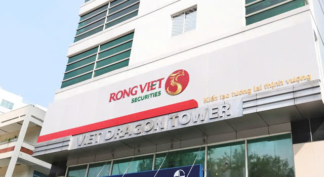Chứng khoán Rồng Việt sắp trả cổ tức bằng cổ phiếu, Chủ tịch Nguyễn Miên Tuấn nhận về bao nhiêu?- Ảnh 1.