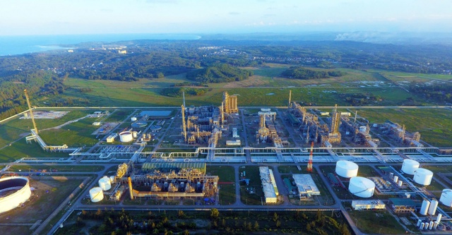 Doanh nghiệp Việt sản xuất nhiên liệu đặc chủng cho máy bay phản lực, tàu ngầm- Ảnh 1.