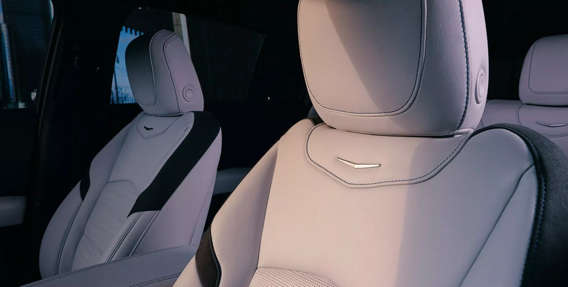 Cuộc đua giá xe Trung Quốc khắc nghiệt thế nào: Xe sang Cadillac có giá chỉ bằng Mazda3 Việt Nam- Ảnh 3. Cuộc đua giá xe Trung Quốc khắc nghiệt thế nào: Xe sang Cadillac có giá chỉ bằng Mazda3 Việt Nam- Ảnh 3.