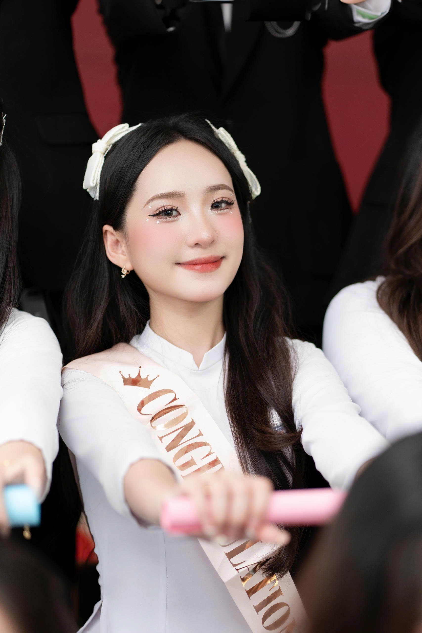 Kiếm 5 triệu/ngày khi làm photo cá nhân cho học sinh nhà giàu: Yêu cầu cao, dịch vụ từ A đến Á- Ảnh 4. Kiếm 5 triệu/ngày khi làm photo cá nhân cho học sinh nhà giàu: Yêu cầu cao, dịch vụ từ A đến Á- Ảnh 4.