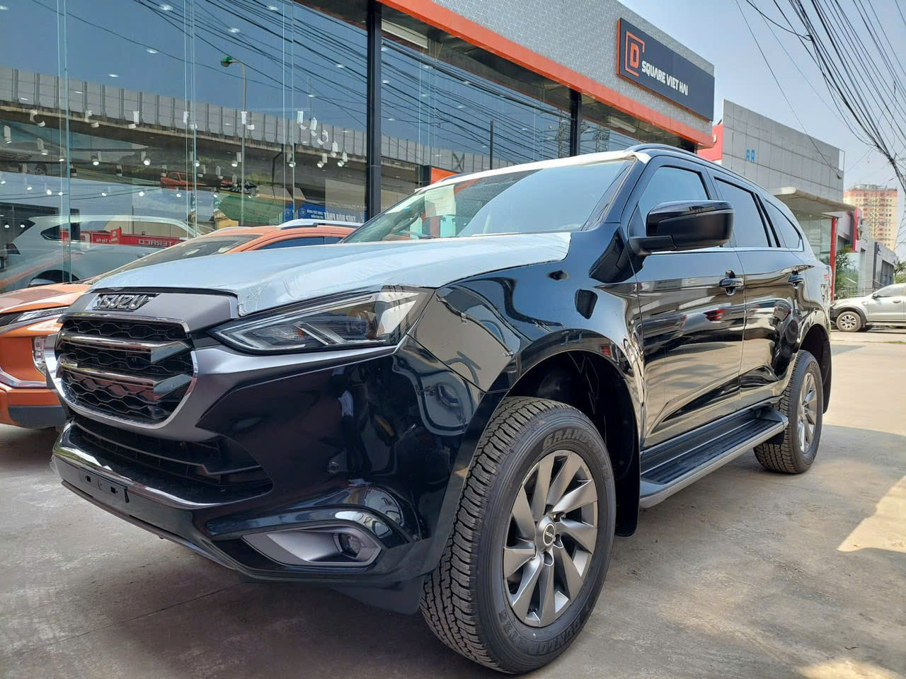 Nghịch lý phân khúc SUV hạng D: Toàn giảm giá sâu nhưng doanh số chẳng thấm vào đâu- Ảnh 1. Nghịch lý phân khúc SUV hạng D: Toàn giảm giá sâu nhưng doanh số chẳng thấm vào đâu- Ảnh 1.